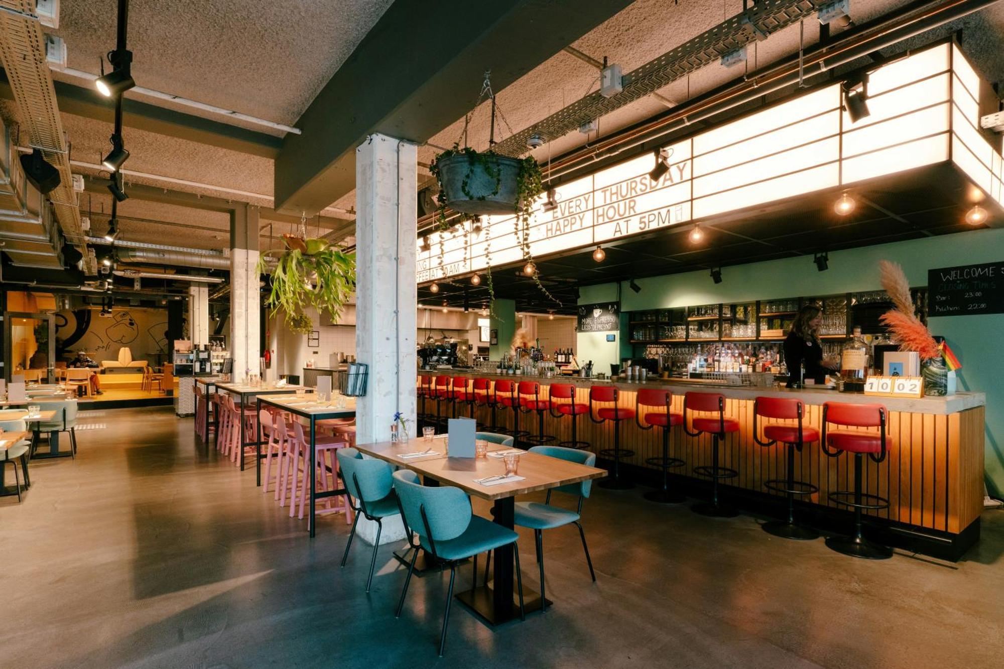 The Social Hub Extended