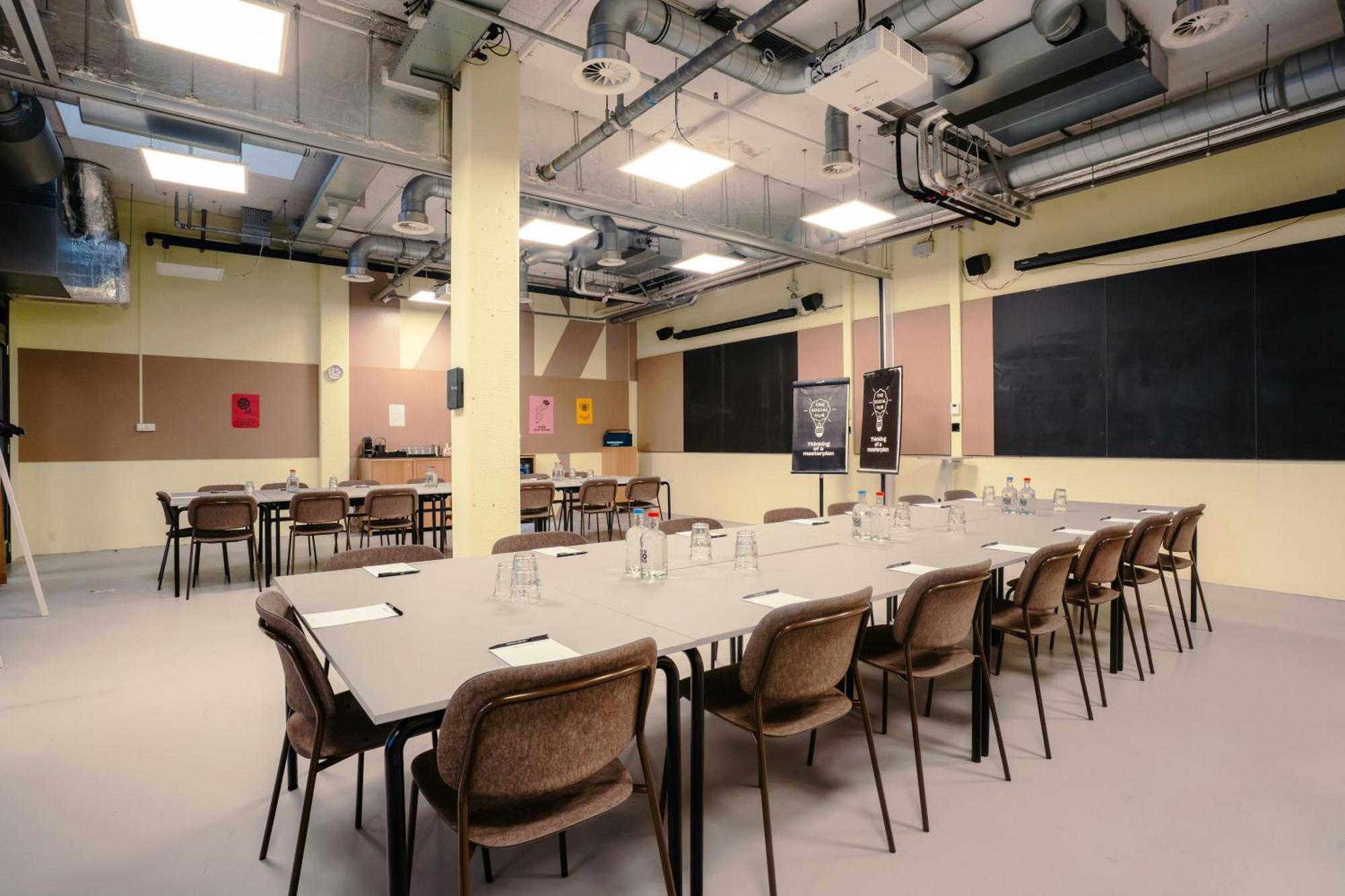 The Social Hub Extended Hotel