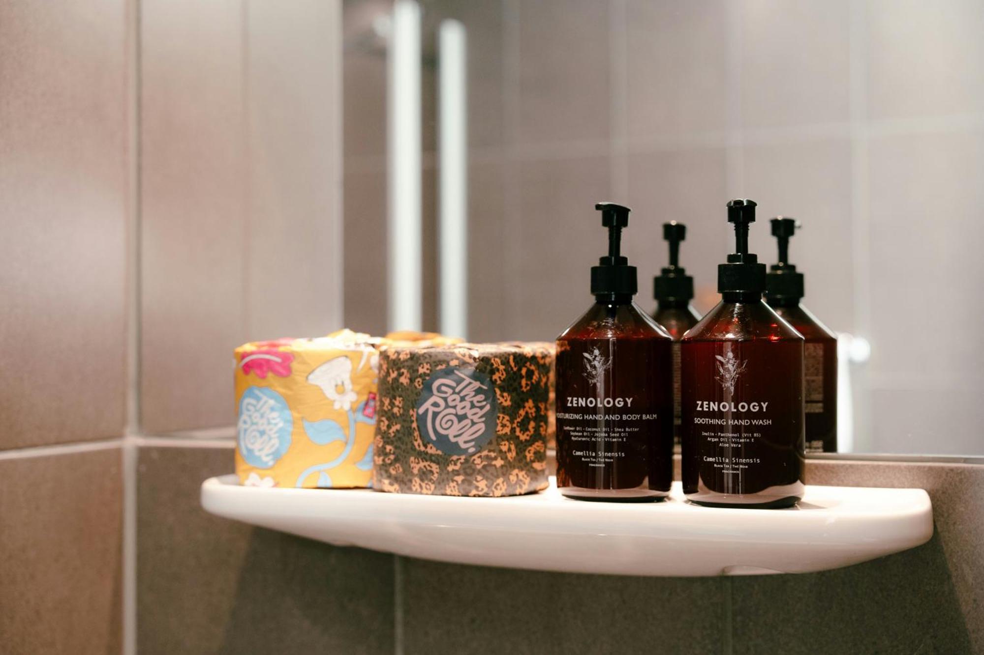 The Social Hub Extended *