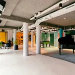 The Social Hub Extended *