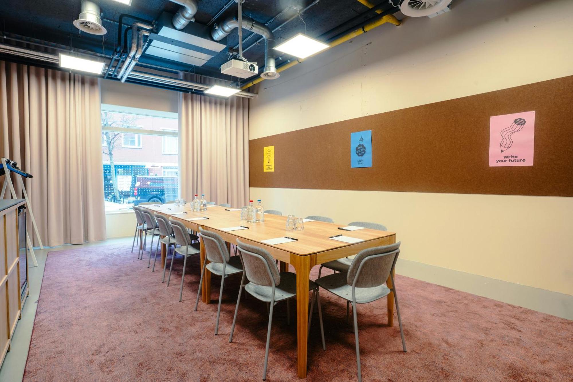 The Social Hub Extended Hotel Den Haag